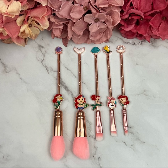 5 Piece Little Mermaid Rose Gold Makeup Brush Set - Picture 8 of 17